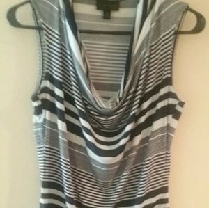Black and white stripes short sleeve top